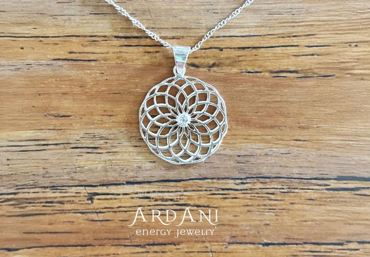 【ARDANI energy jewelry】神聖幾何学ホワイトトパーズトーラスペンダント/ 20mm /シルバー