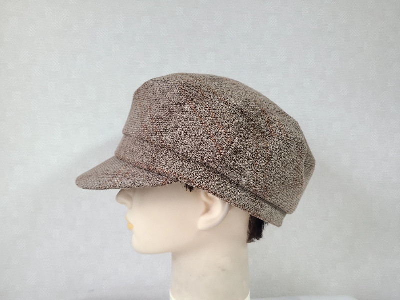 魅せる帽子☆【新作!!】ライトブラウンチェックのキャスケット