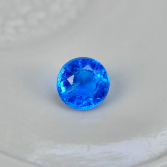 アウイナイト ラウンドカット 1.7mm×1.7mm×1.1mm 【MJ2556-1