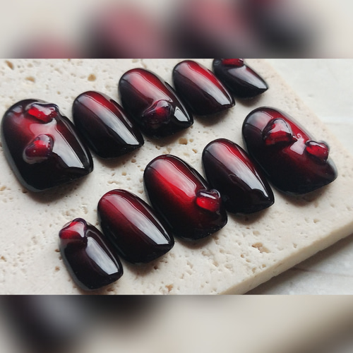 ネイルチップ 推し活/シンプル/奥行きマグネット/赤/ちゅるん/メンカラ