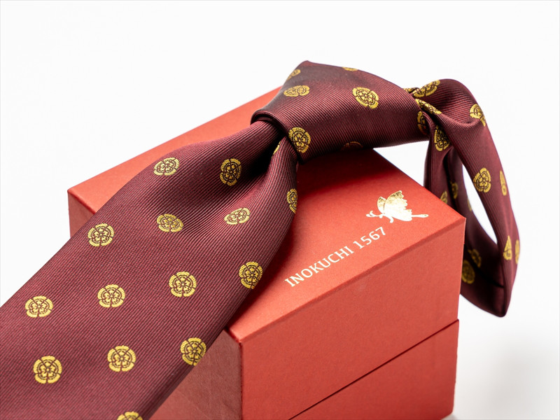 INOKUCHI1567- 織田信長柄 えんじ - シルクネクタイ / ギフト