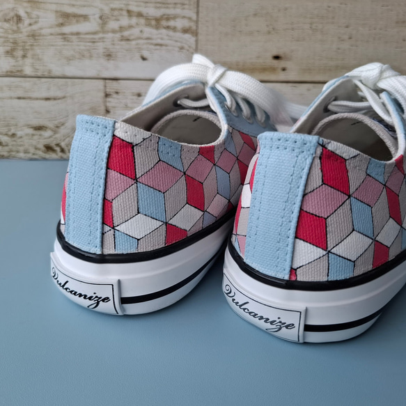 新作「dice」大人かわいいローカットスニーカー【受注制作】お好きな色でオーダーできます 2枚目の画像