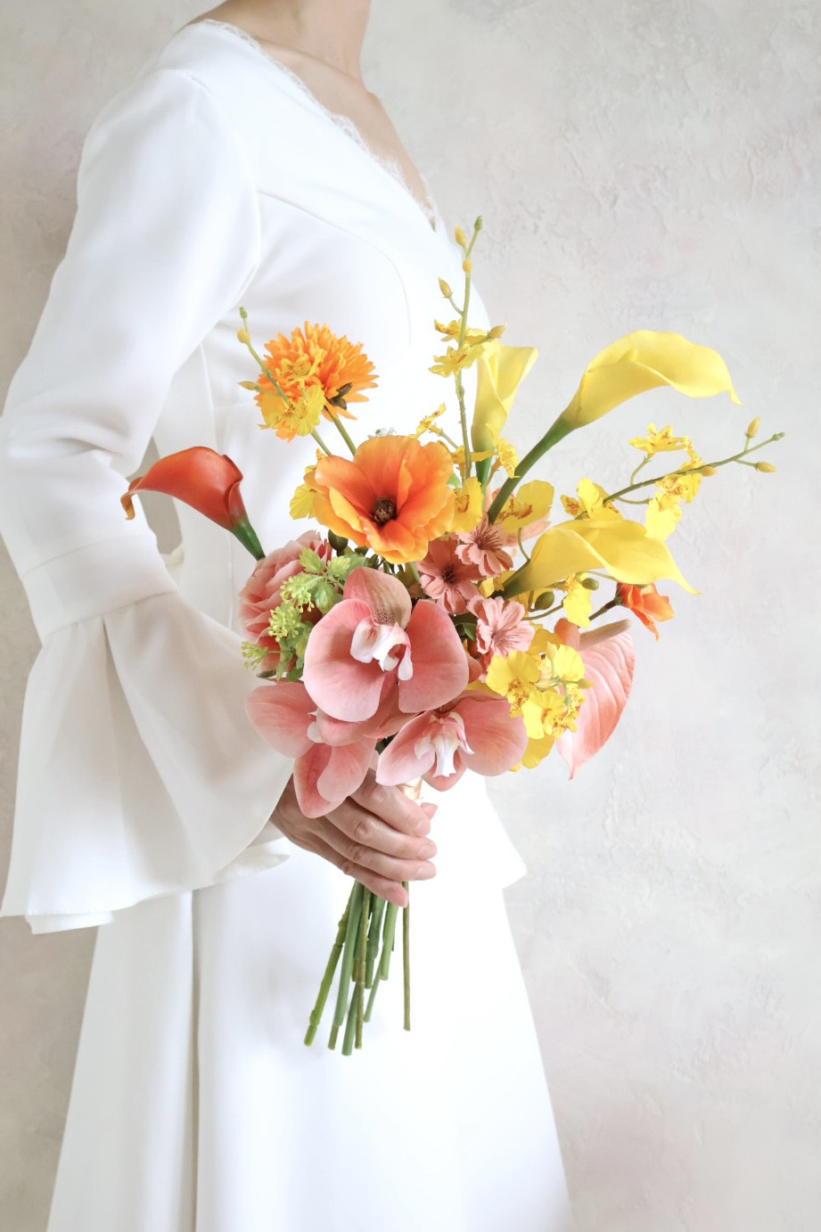秋の陽だまりブーケ／イエロー×オレンジ／秋婚オシャレブーケ／クラッチブーケ／ウェディングブーケ／ロケーションフォト 15,540円