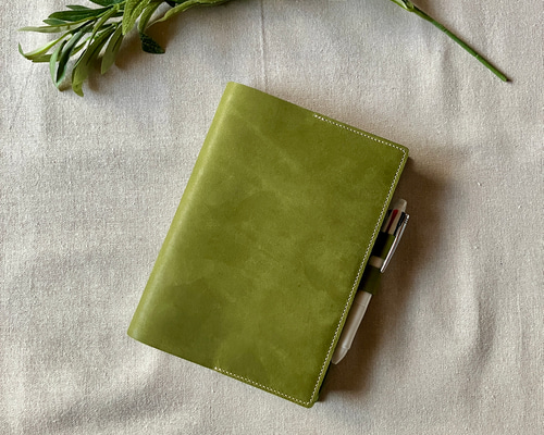 本革・手縫いの手帳カバー（A5サイズ・ほぼ日カズンサイズ