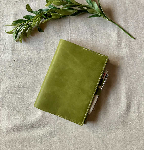 本革・手縫いの手帳カバー（A5サイズ・ほぼ日カズンサイズ