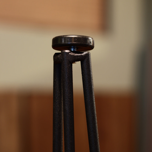 デスク｜ライトグレー｜パソコンデスク｜薄塗りモルタル｜脚タイプ①