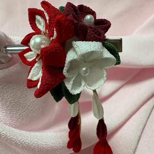 ☆2025新作犬服⭐︎ つまみ細工帯飾り付き 犬用着物 女の子用 和柄