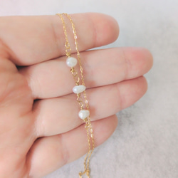 シンプル　ブレスレット　つけっぱなし　サージカルステンレス　ゴールド　極細　チェーン　金属アレルギー対応　華奢　パール　 3枚目の画像