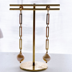 残り1点　Blanco. ドロップ型パール　チェーンピアス ゴールド 3枚目の画像