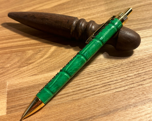 cfb903866348aa7100cad97fc42582