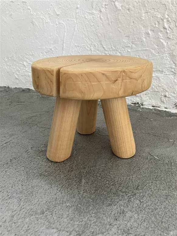 未来工房】オーダー 檜 ミニスツールスタンド 丸太スツール 椅子