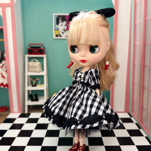 ブラックギンガムのレトロドレス ドール服 1/6ドール 22cmドール