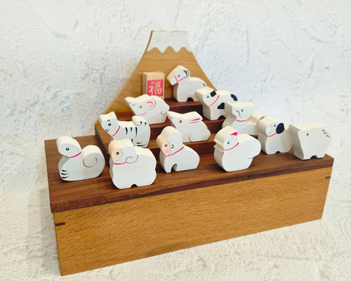 白いぷち十二支と富士山飾り 干支飾り／正月飾り／縁起物 その他置物
