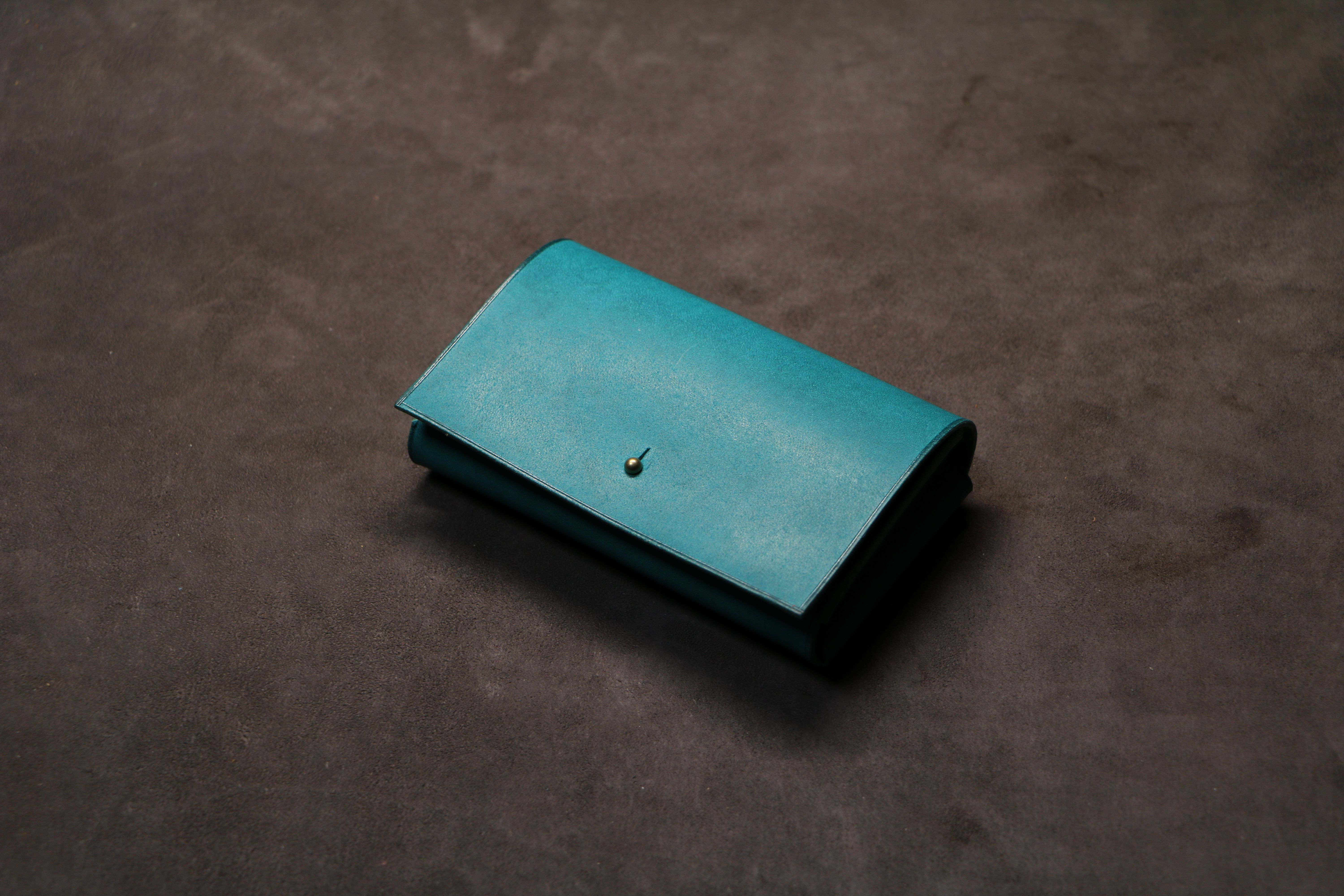 【ギボシ留め名刺入れ】国産オイル スカイブルー EC-014