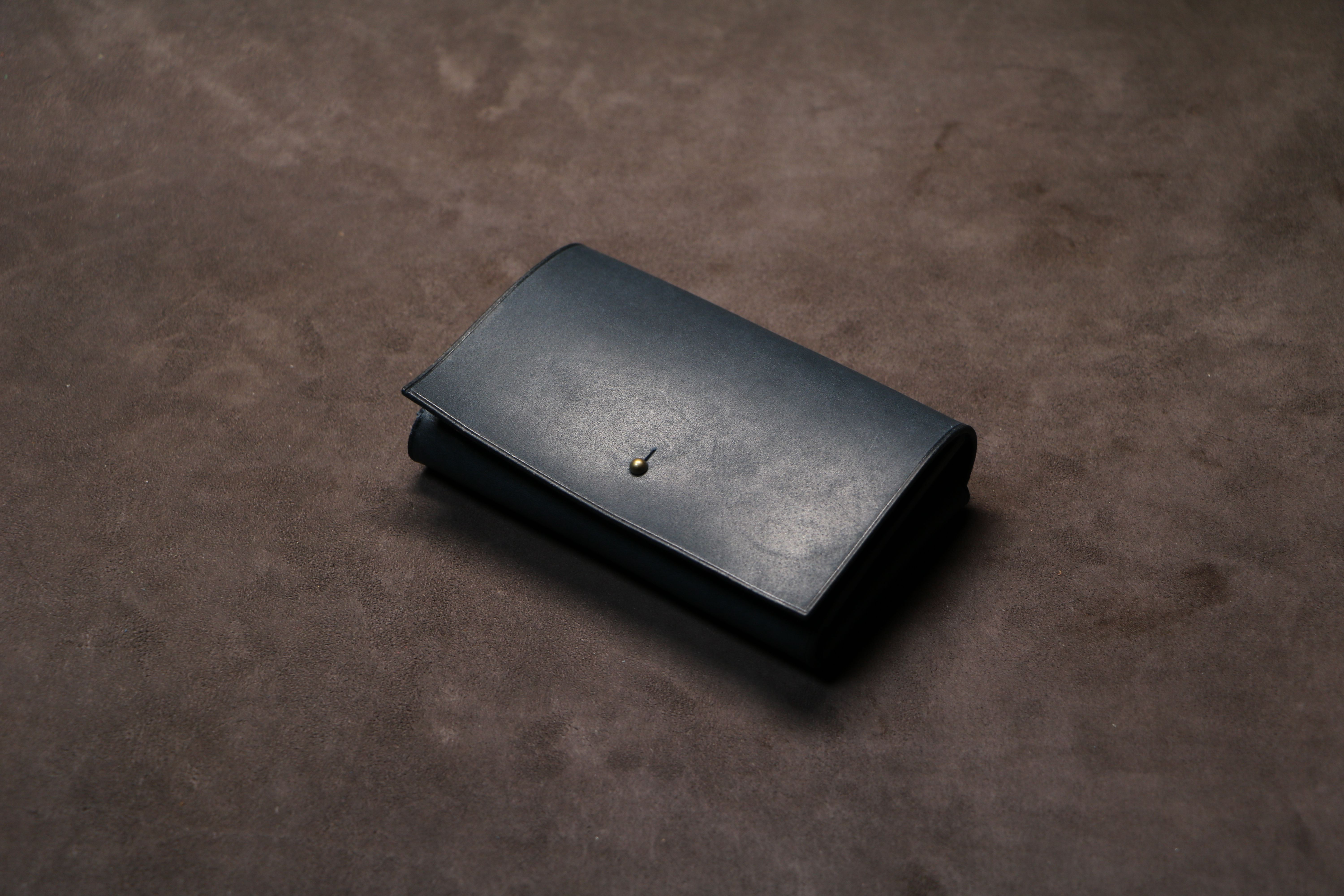 【ギボシ留め名刺入れ】国産オイル ネイビー EC-014