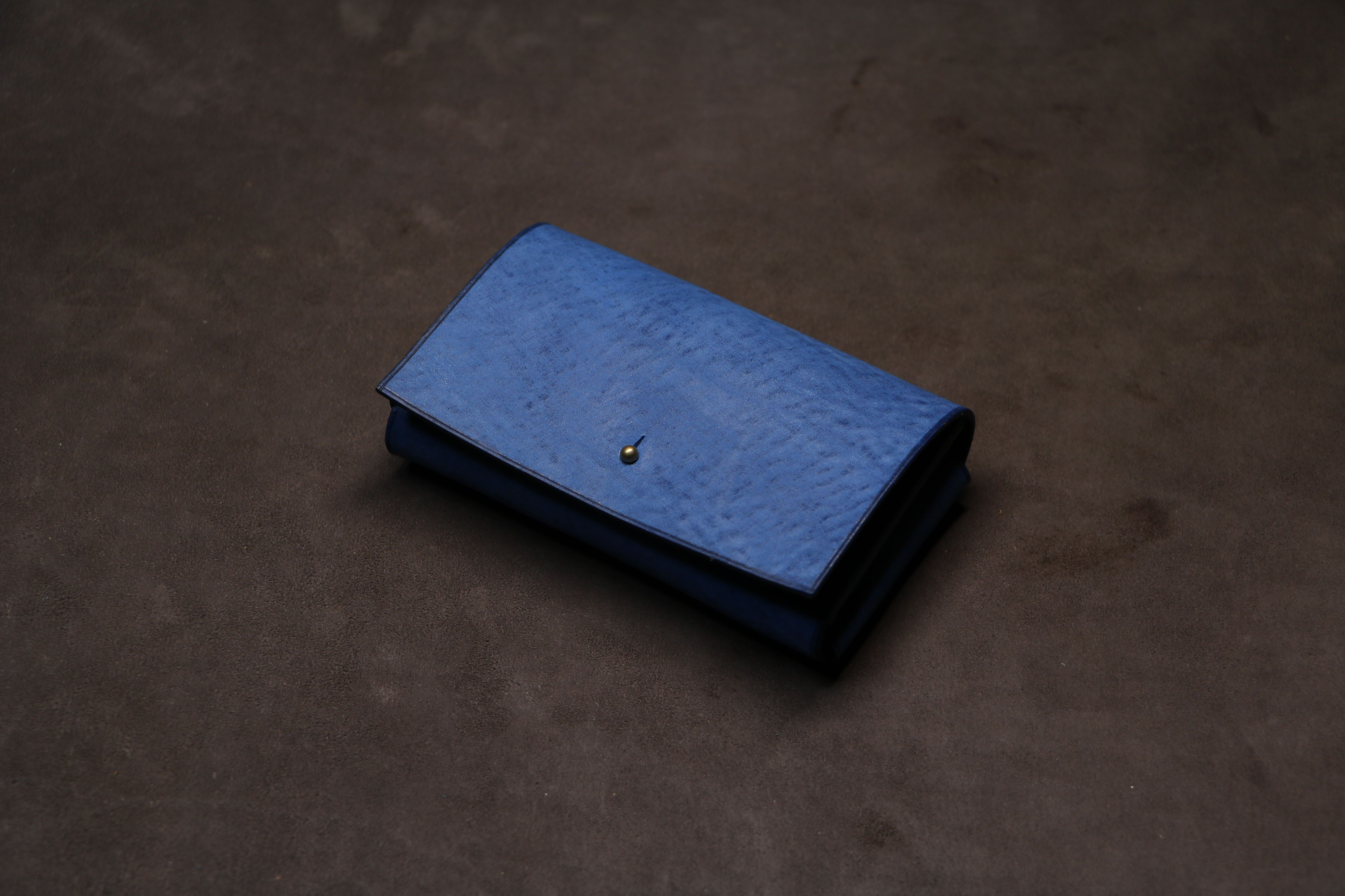 【ギボシ留め名刺入れ】アラスカレザー ブルー EC-014