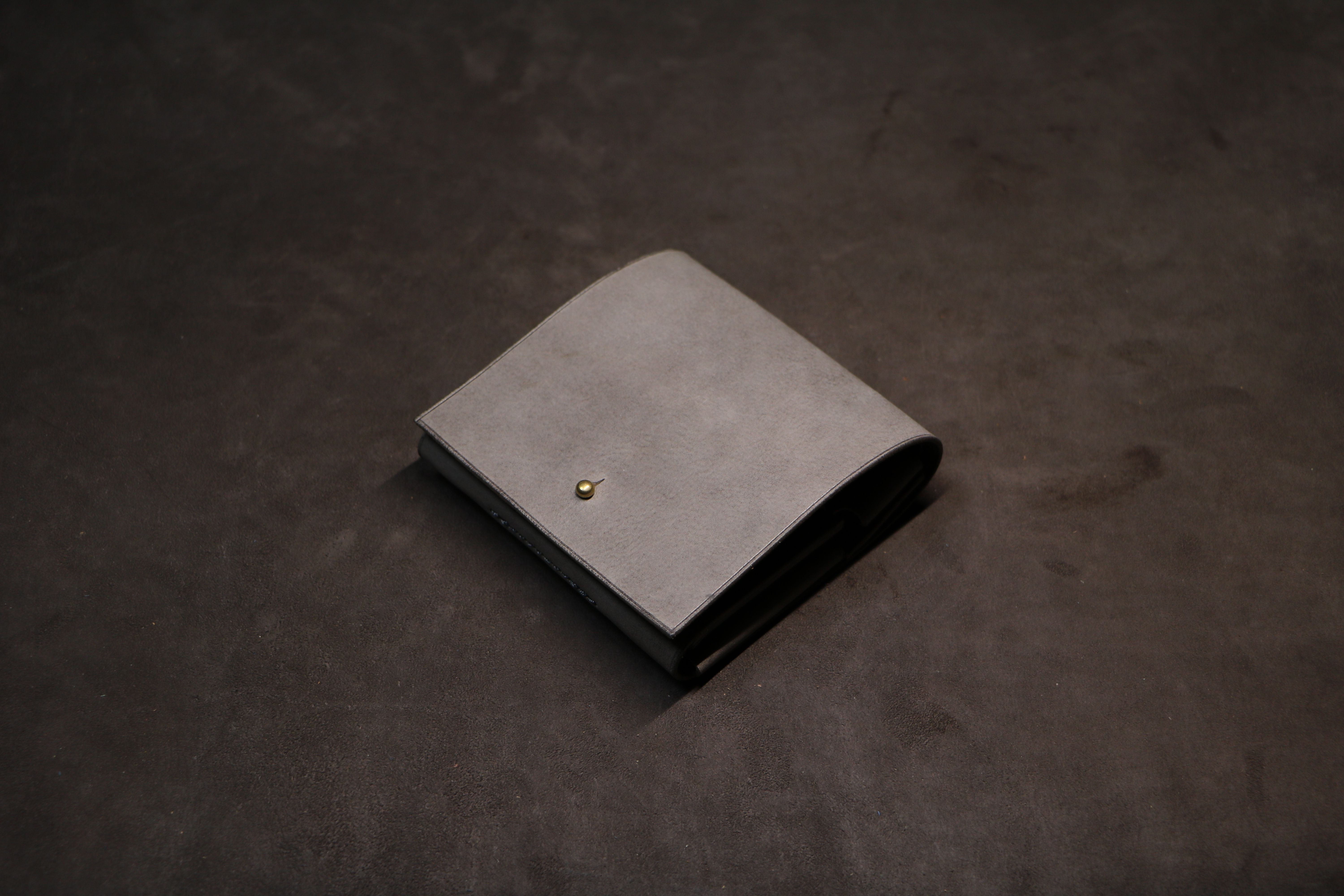 【ギボシ留めハーフウォレット】国産オイル グレー ED-017