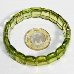 Жリトアニア産天然グリーンアンバー ファンシー 琥珀 内径17㎝ ブレスレット 2枚目の画像
