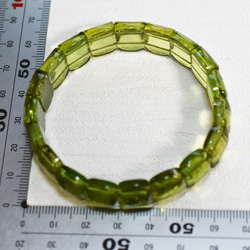 Жリトアニア産天然グリーンアンバー ファンシー 琥珀 内径17㎝ ブレスレット 5枚目の画像