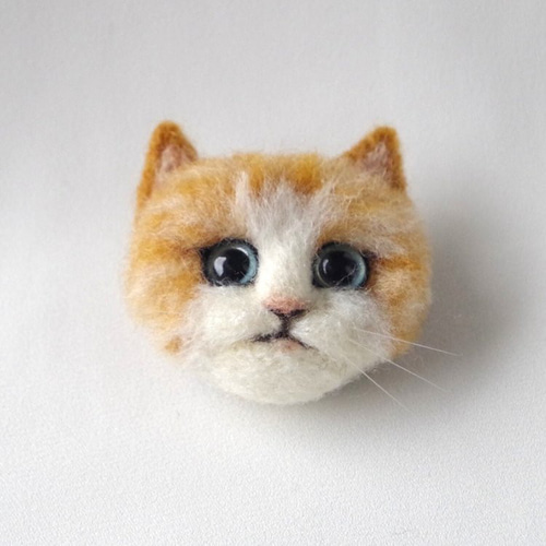 羊毛フェルト 猫 ハンドメイド チャーイ☆プロフ必読/ 羊毛フェルト（猫）