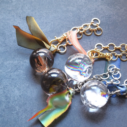 【數量有限 - 可選彩虹石英、煙晶和鳶尾石英】手工染色絲帶包飾 第19張的照片