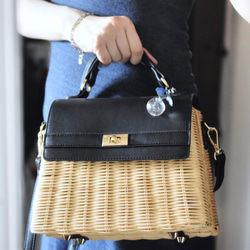 【數量有限 - 可選彩虹石英、煙晶和鳶尾石英】手工染色絲帶包飾 第20張的照片