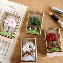 雪遊びのアカキツネ 真鍮フレーム ミニチュア アート 9枚目の画像