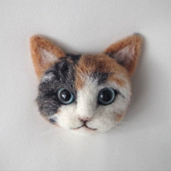 羊毛フェルト 猫 ブローチ 三毛猫 羊毛フェルト tiny carrot 通販