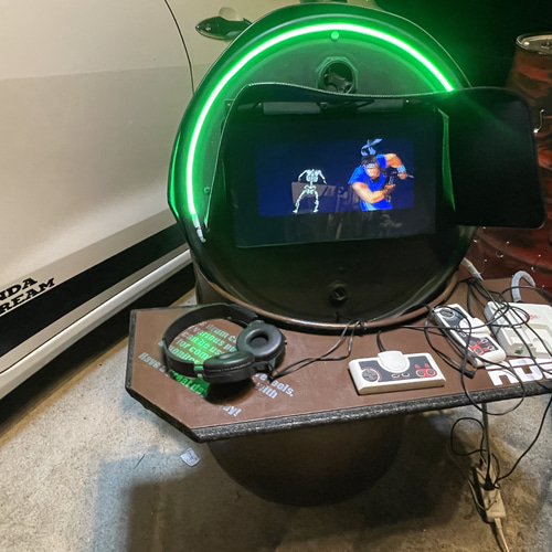 ドラム缶アーケード筐体風モニターセット✨LEDライト付き 近畿圏無料配送 兵庫発 ドラム缶アーケード筐体風モニターセット✨LEDライト付き 近畿圏無料