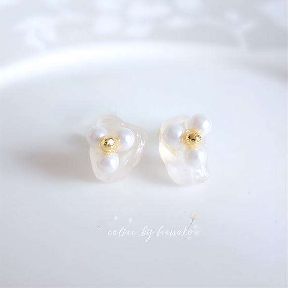 新作　一点物　天然石　大人可愛い　普段使い　お守り　お花　パール　ローズクォーツ　ステンレス　ピアス 1枚目の画像