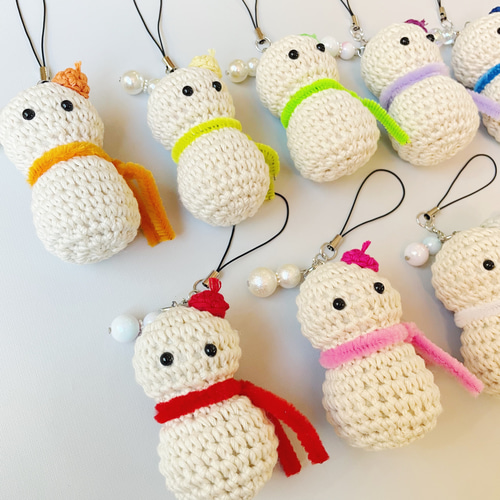 ストラップスノーマン 雪だるま 推しカラー あみぐるみ 編み物