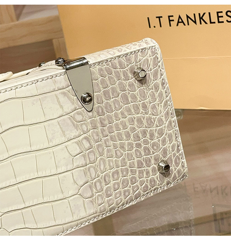 ブランドバッグ2025新モデル大容量本革通勤バッグ高級感ワンショルダーバッグ