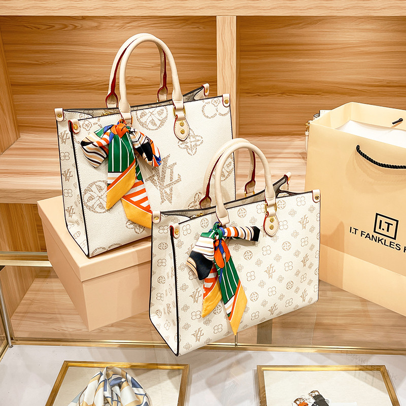 ブランドの女性の本革ハンドバッグ2025新型の春夏ファッショントートバッグ高級大容量斜めショルダーバッグ女性