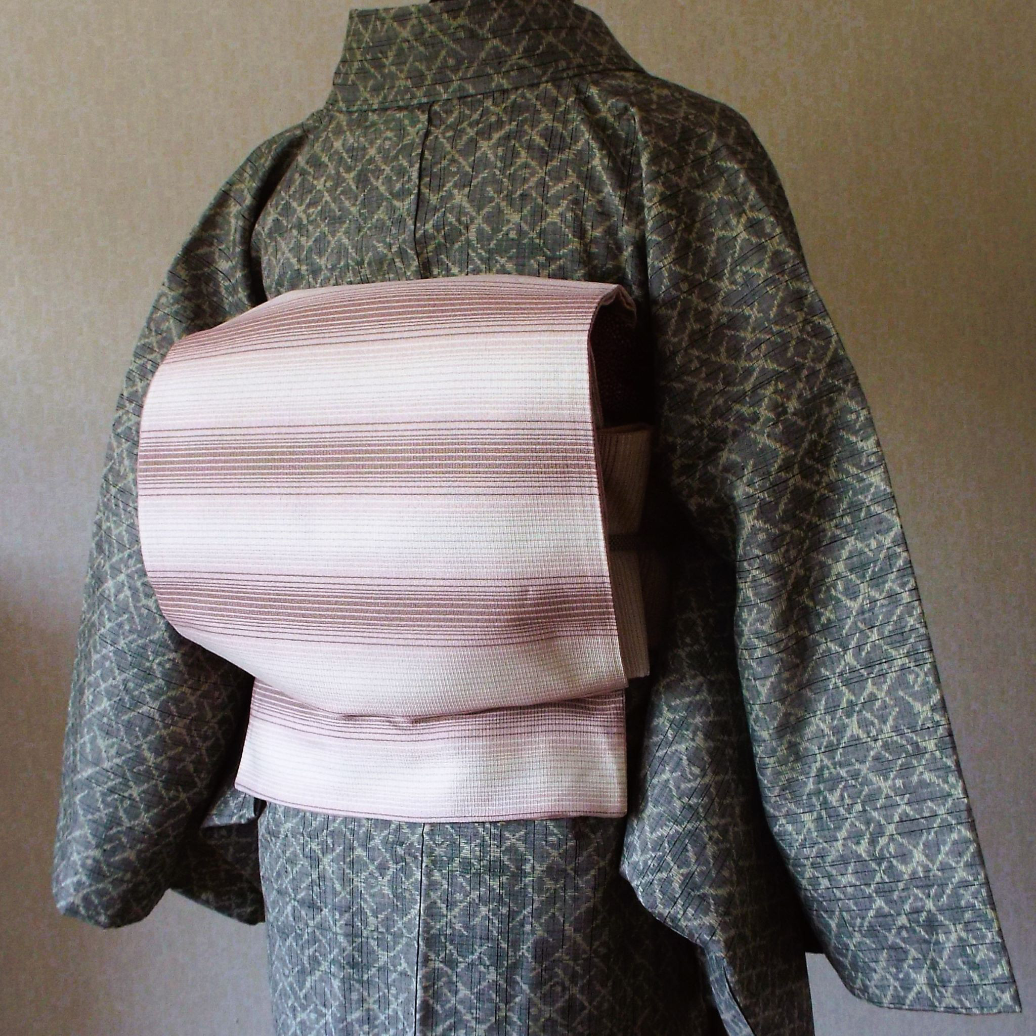 すぐに結べる「さくら造り帯」ピンク系の横縞の二重太鼓