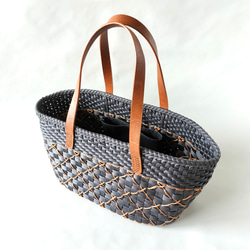 ブラウンステッチの秋冬かごバッグ 5枚目の画像