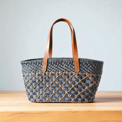 ブラウンステッチの秋冬かごバッグ 3枚目の画像