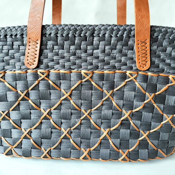 ブラウンステッチの秋冬かごバッグ 8枚目の画像