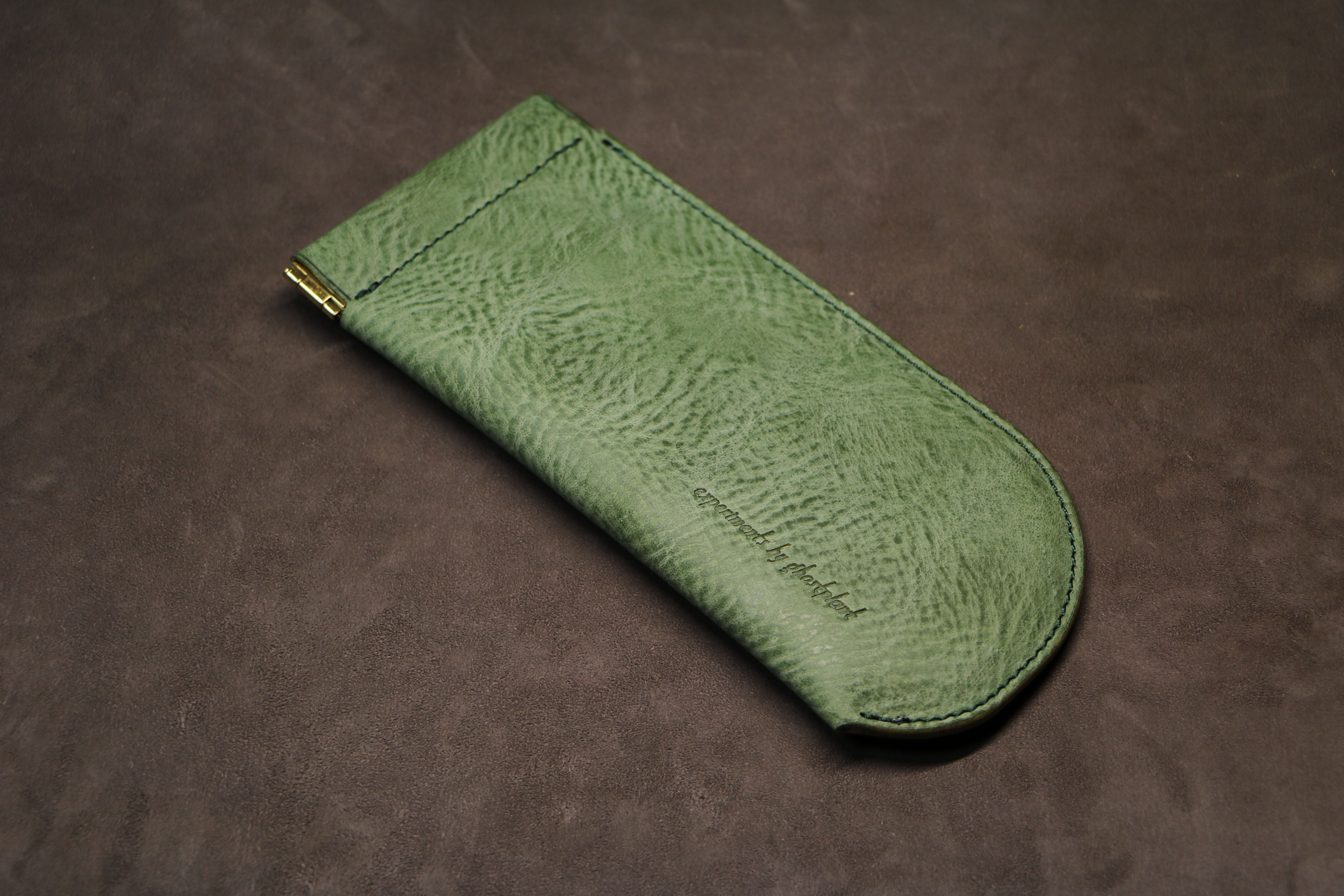 【バネ口メガネケース】アラスカレザー グリーン EG-026