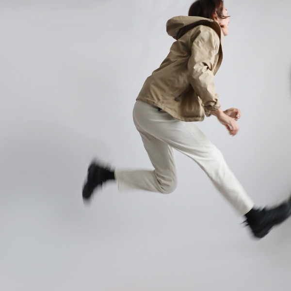 ⁂ラスト２　春うららＳＡＬＥ　９５ｃｍ　斜横ぐーんと伸びる伸縮ストレッチ　ゆるスッキリ穿ける脚長パンツ スキニーF83B