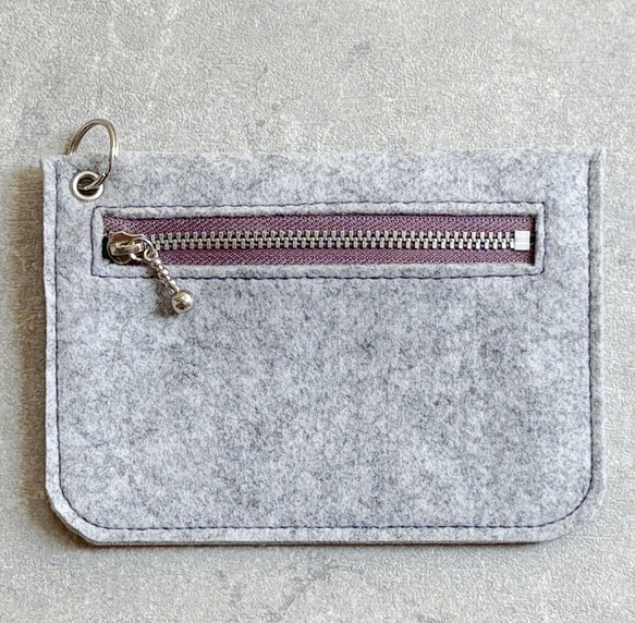 【Creema限定】★送料無料★秋冬のカラフルファスナーが楽しいフェルトポーチ 3枚目の画像