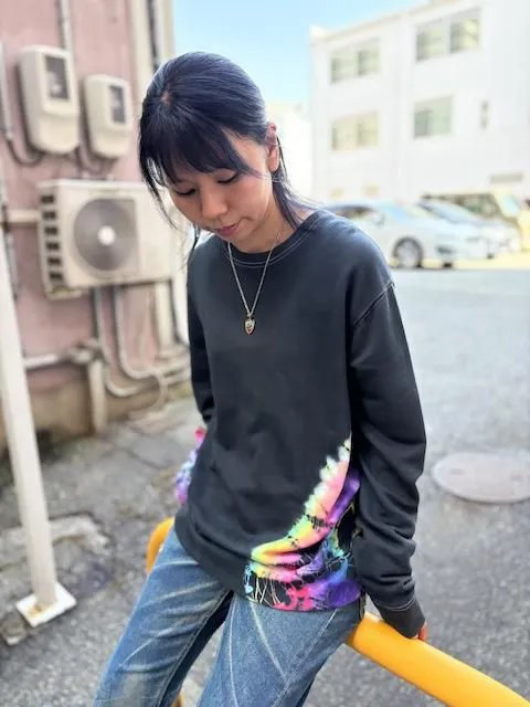 タイダイ スウェット トレーナー Lサイズ　ブラック×カラフル HD24-75