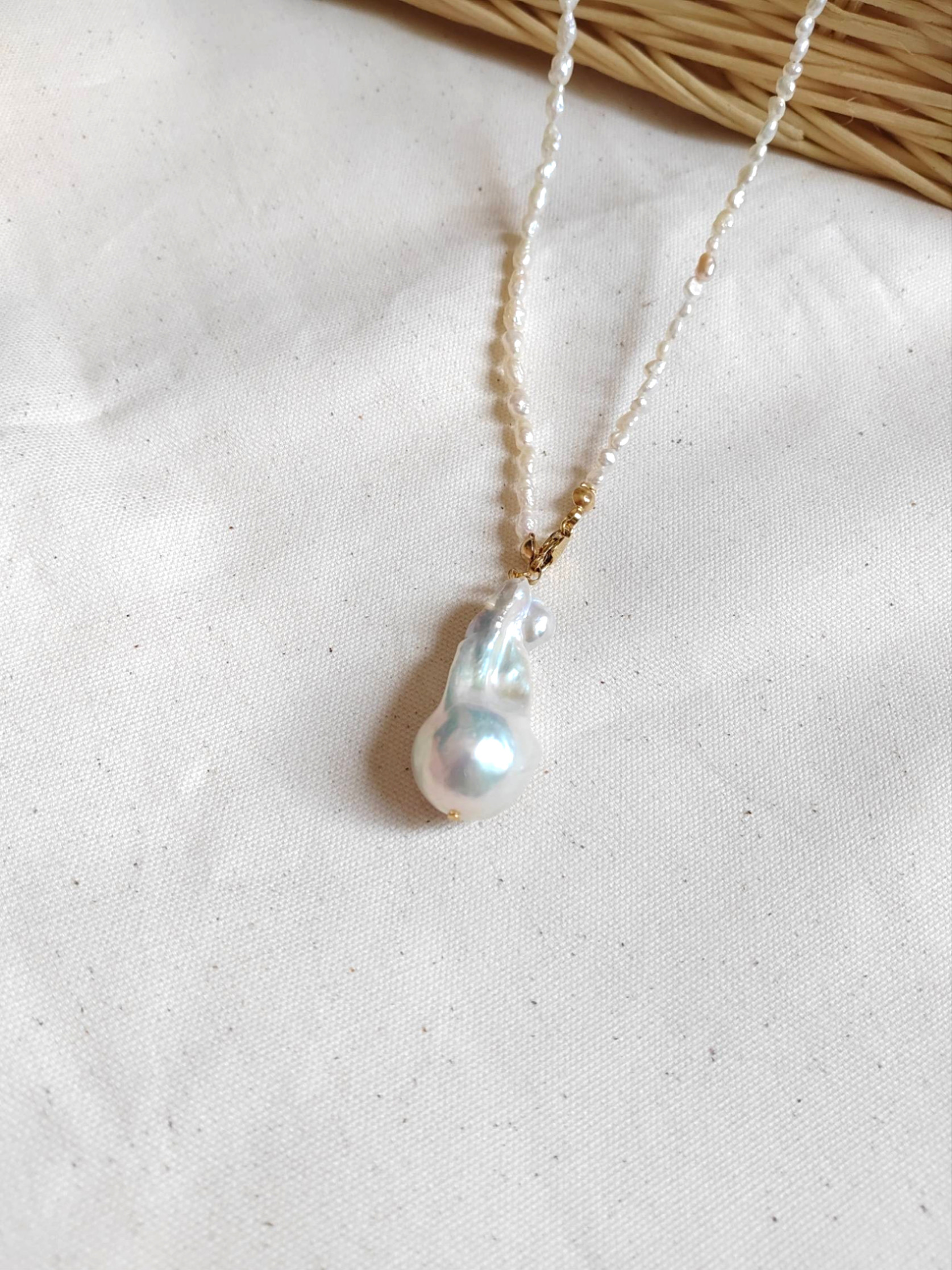 253 オイスターネックレス