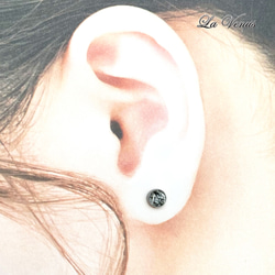 ✴︎つけっぱなしOK✴︎ ブラックトルマリンクォーツ ベゼルピアス 一粒 4mm 316 4月 10月誕生石 両耳用 14枚目の画像