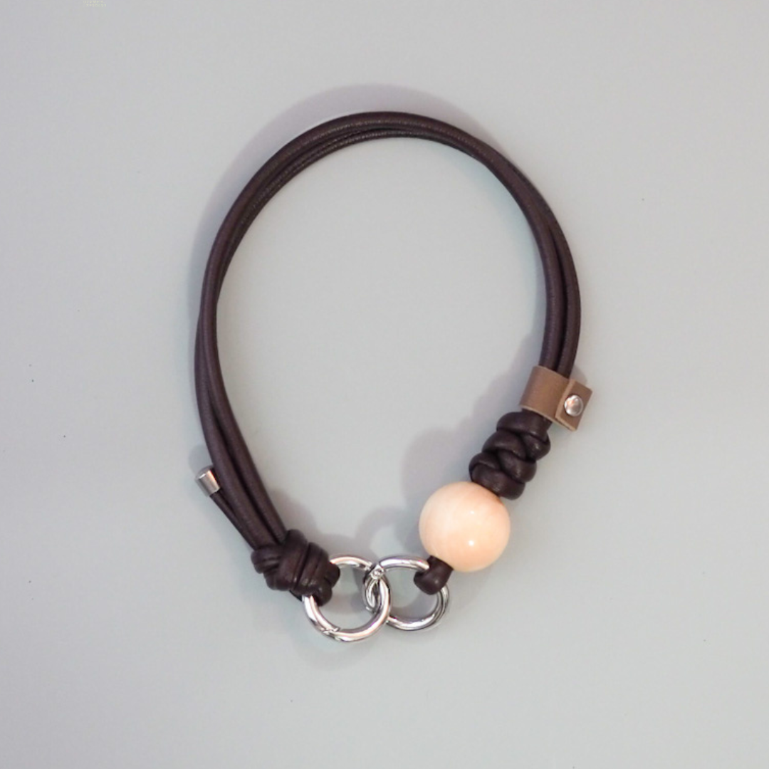 ハンドストラップ 落下防止 スマホストラップ レザーストラップ ウッドビーズ PUレザー ウッド 手首　落下防止