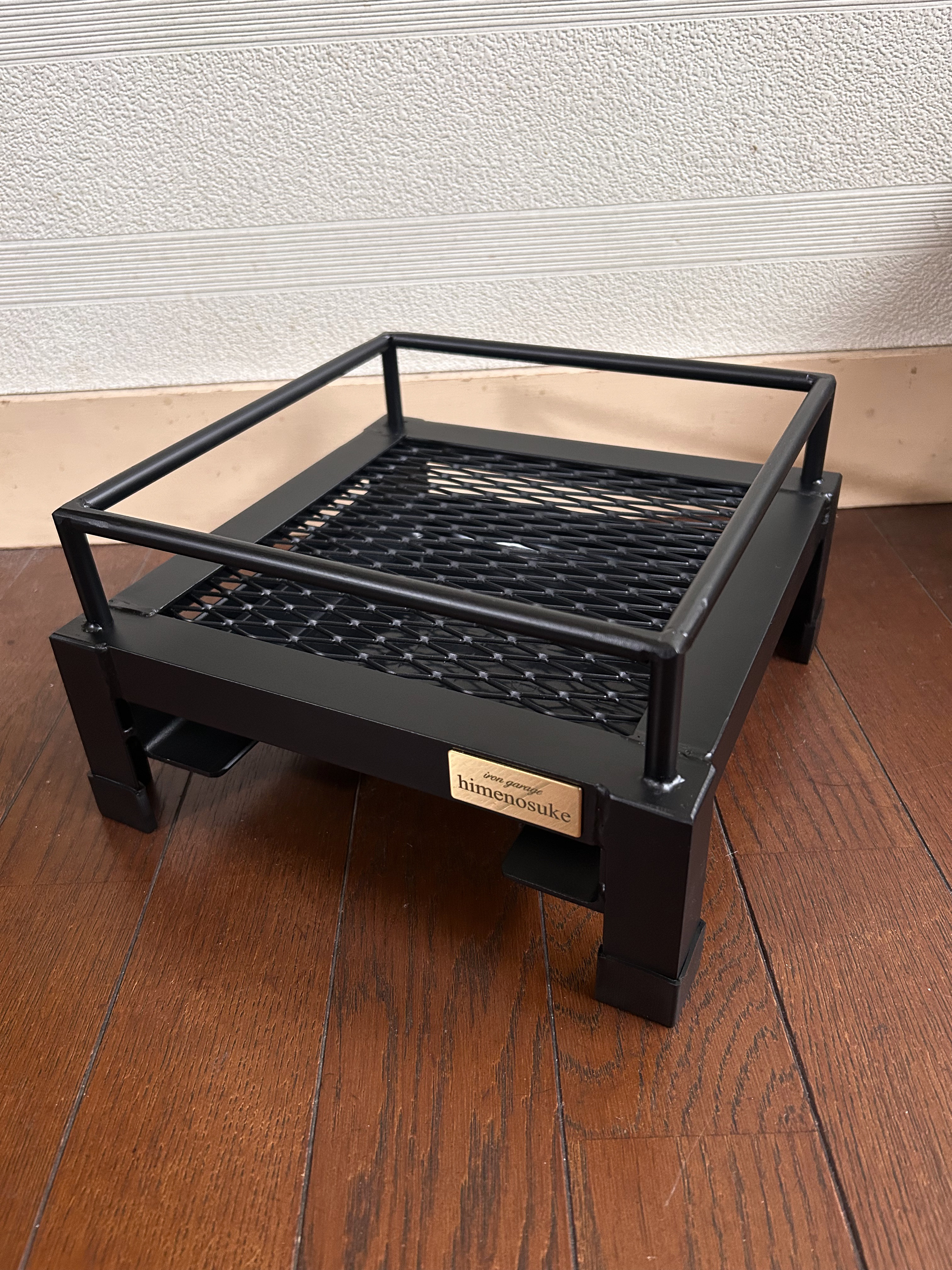 ☆送料込み☆そのまま水やり出来る植物台座　即購入OK 男前　ボタニカルシェルフ　アガベ　塊根　育成管理