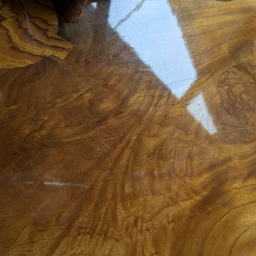 中古】天然木 ケヤキ一枚板 座卓 ひょうたん杢模様あり 幅120cm ロー