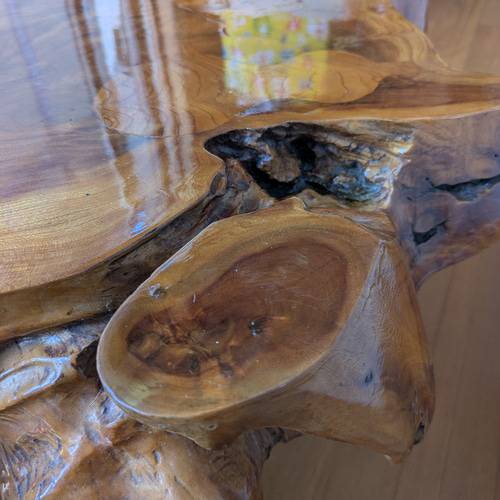 中古】天然木 ケヤキ一枚板 座卓 ひょうたん杢模様あり 幅120cm ロー