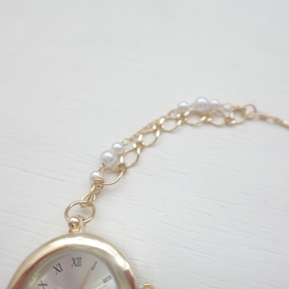 幸せをよぶ四つ葉のクローバーのブレスレットウォッチ 5枚目の画像
