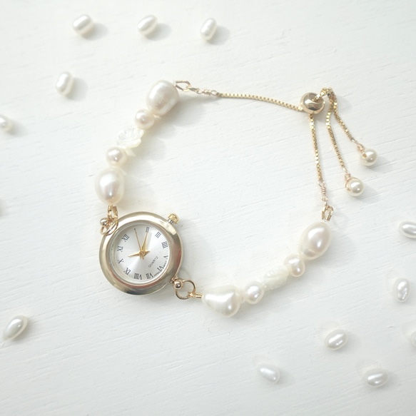 薔薇と淡水パールのブレスレットウォッチ 1枚目の画像