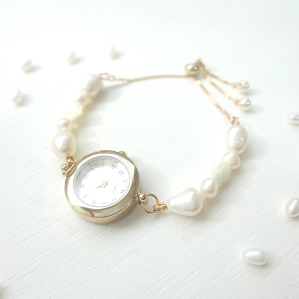 薔薇と淡水パールのブレスレットウォッチ 4枚目の画像
